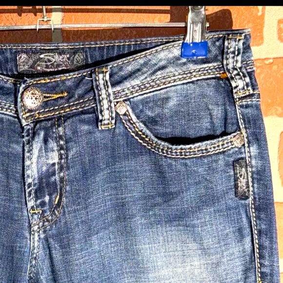 SILVER JEANS Women's Size 28x33 PICA Denim Straight Leg Medium Wash Blue Stretch - Picture 3 of 10